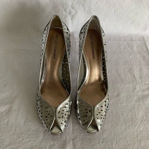 Arturo Chiang peep-toe pumps